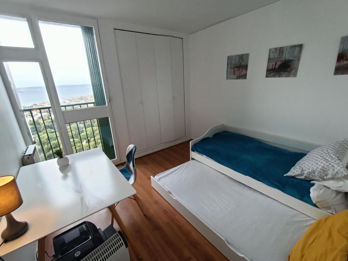 Apartment Vue Et Montagne Dans Parc Du Roy D'espagne, Up To 7 People