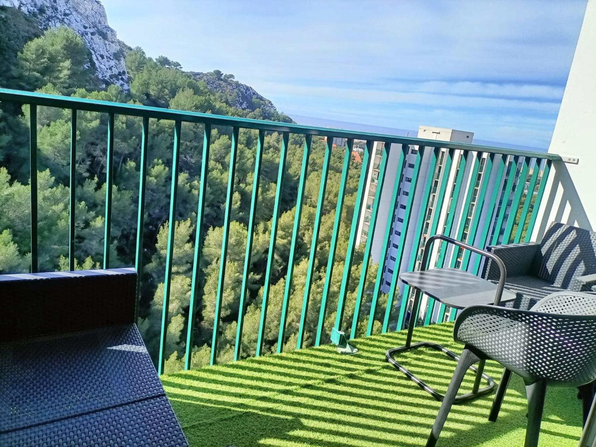 Vue Et Montagne Dans Parc Du Roy D'espagne, Up To 7 People Marsiglia