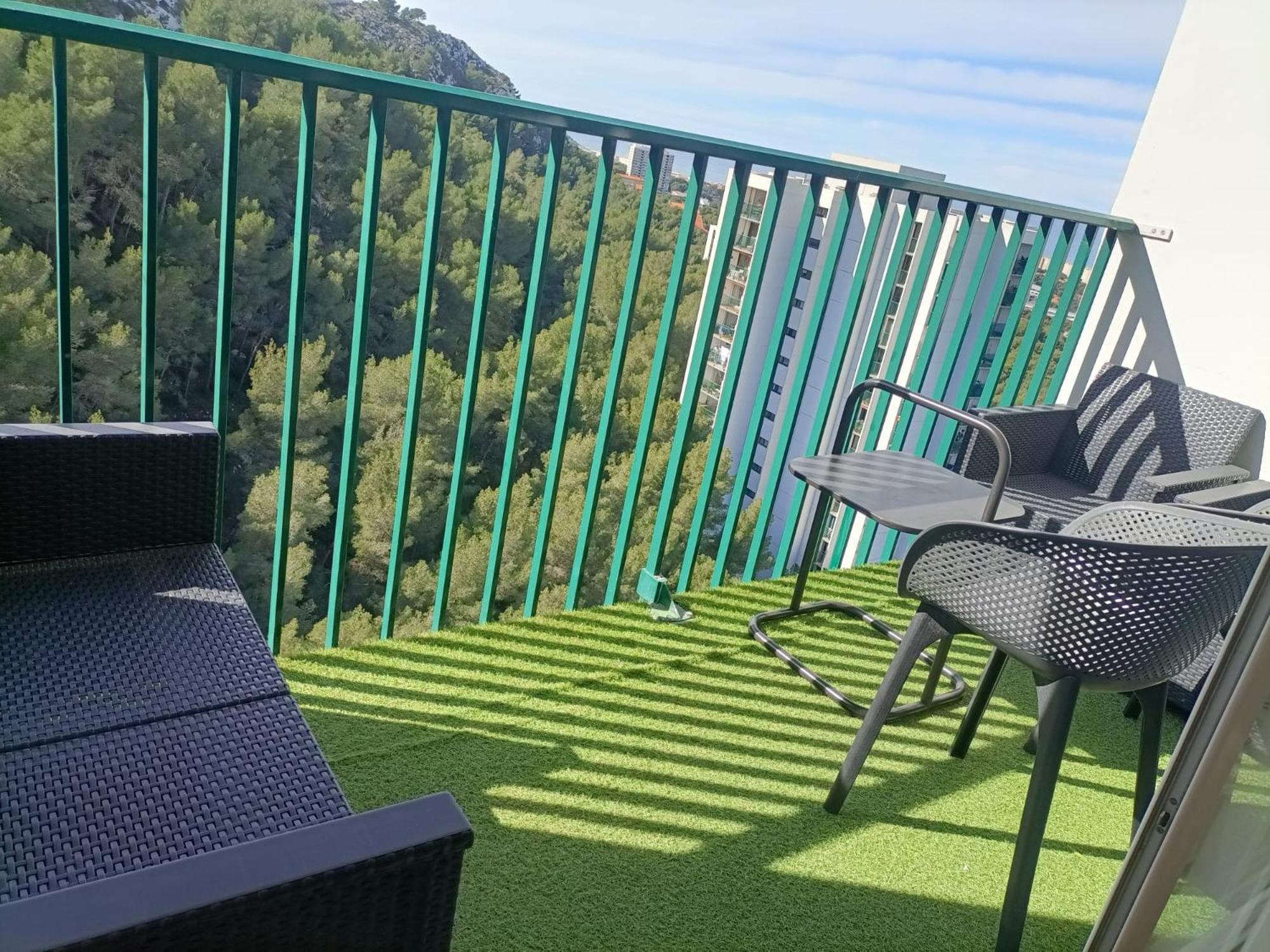 Vue Et Montagne Dans Parc Du Roy D'espagne, Up To 7 People