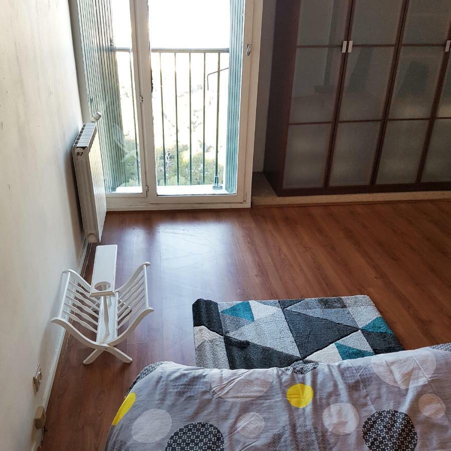 Apartment Vue Et Montagne Dans Parc Du Roy D'espagne, Up To 7 People *